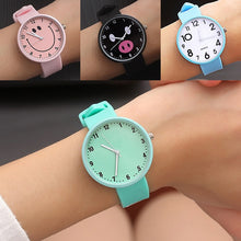 Load image into Gallery viewer, women wristwatch